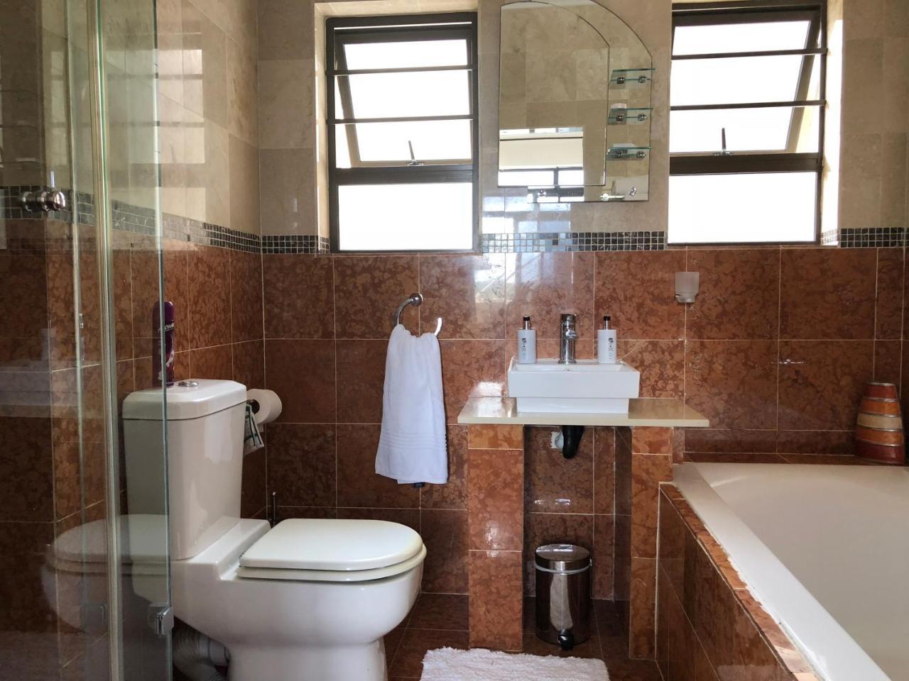 Coral Beach Bed & Breakfast East London Ngoại thất bức ảnh
