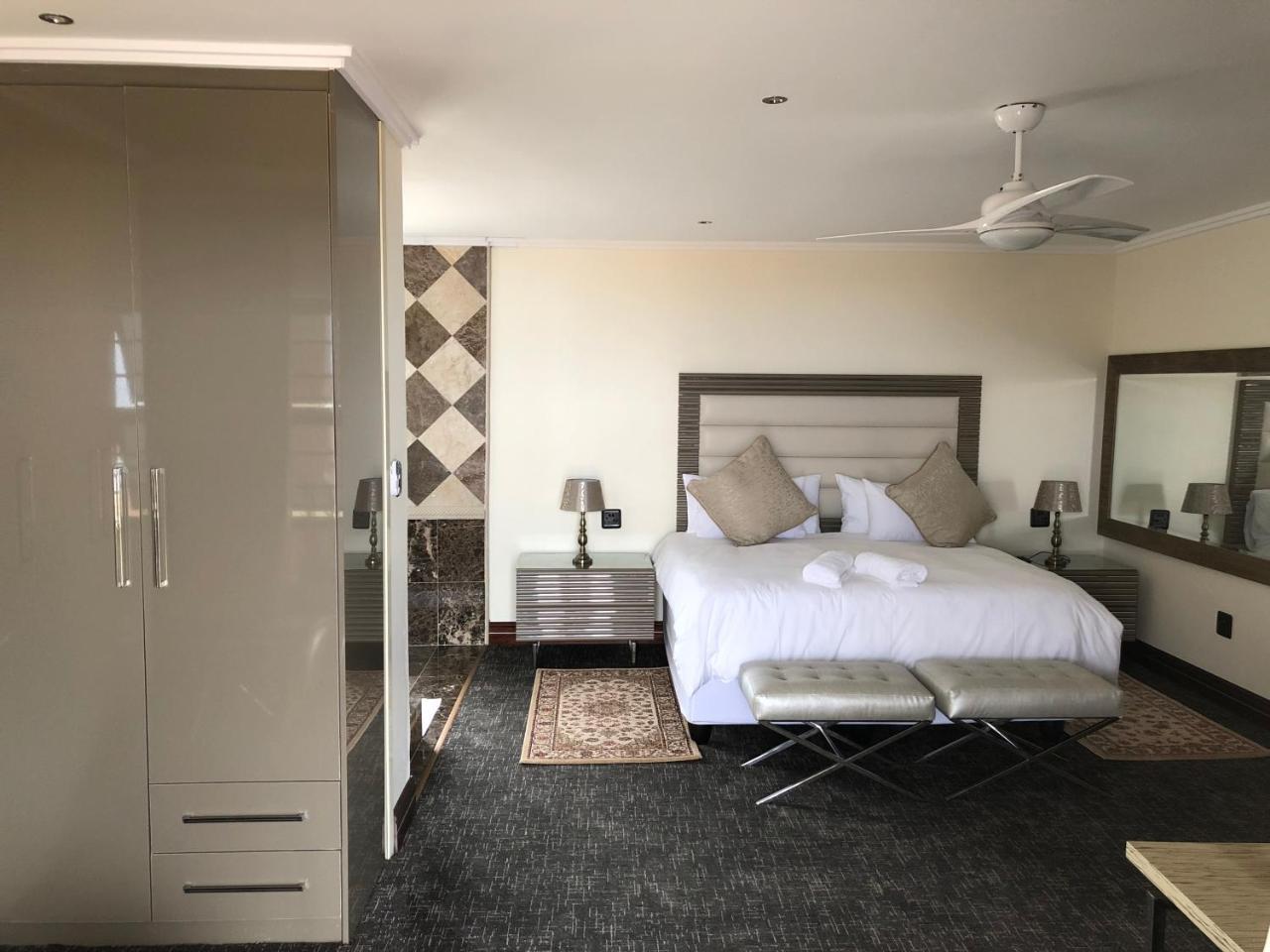 Coral Beach Bed & Breakfast East London Ngoại thất bức ảnh