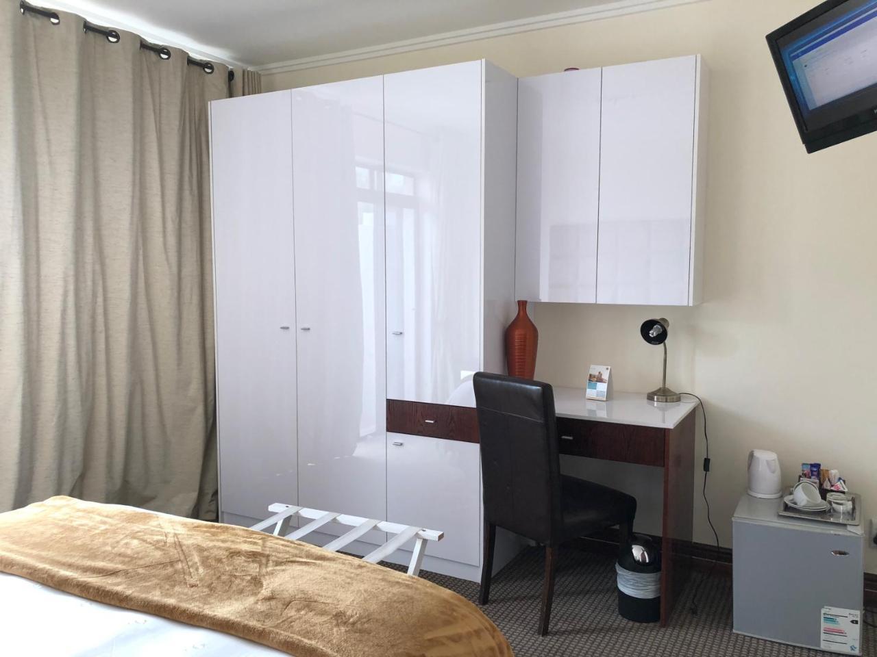 Coral Beach Bed & Breakfast East London Ngoại thất bức ảnh