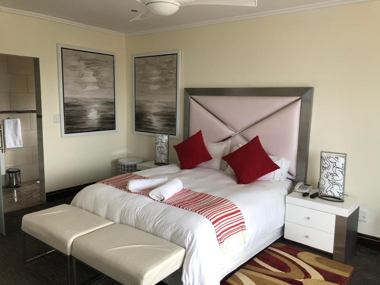 Coral Beach Bed & Breakfast East London Ngoại thất bức ảnh