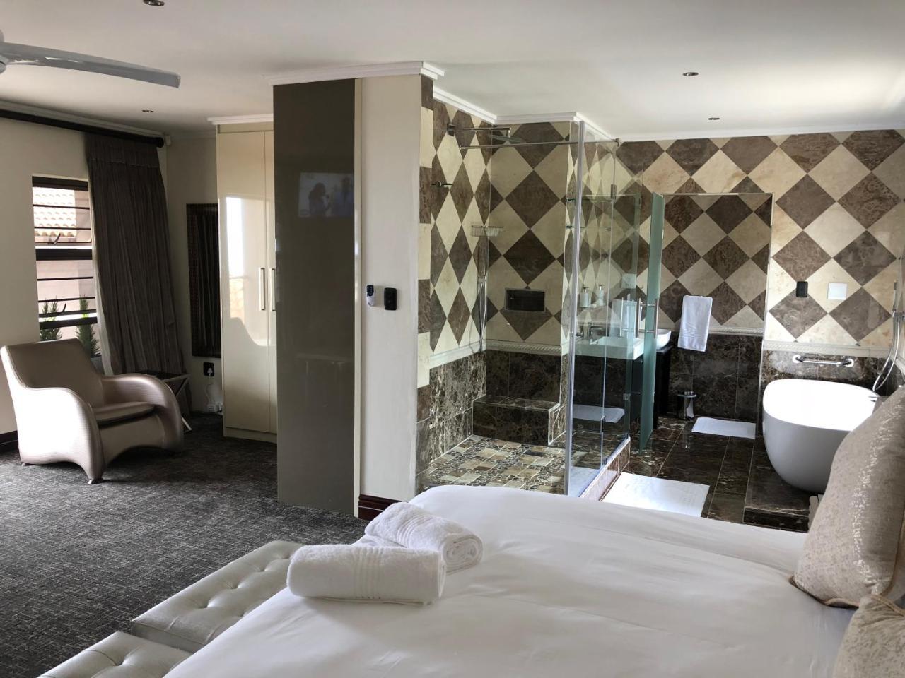 Coral Beach Bed & Breakfast East London Ngoại thất bức ảnh